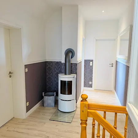 Idyllisches Dorfhaus Vor Usedom דירה