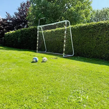 Idyllisches Dorfhaus Vor Usedom