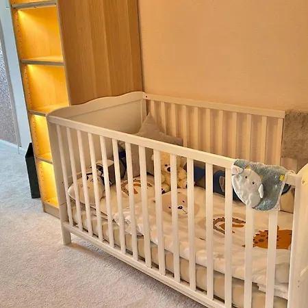 Idyllisches Dorfhaus Vor Usedom アパート