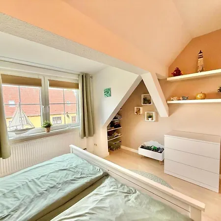 Idyllisches Dorfhaus Vor Usedom アパート